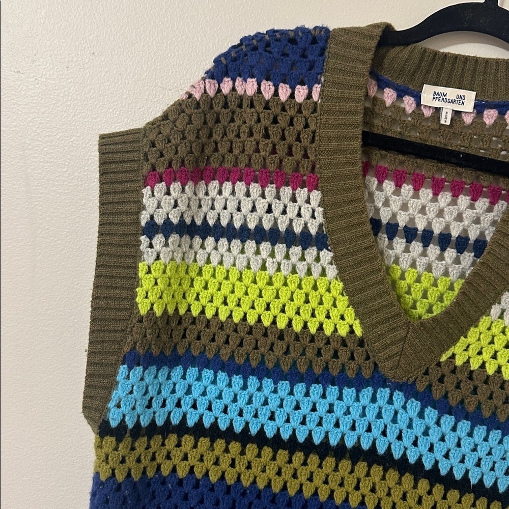 Baum Und Pferdgarten Colette Crochet Striped Wool Knit Sweater Vest Sz Medium - Picture 9 of 13